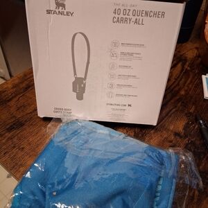 Stanley All-Day Blue Quencher 40 Oz Carry-All